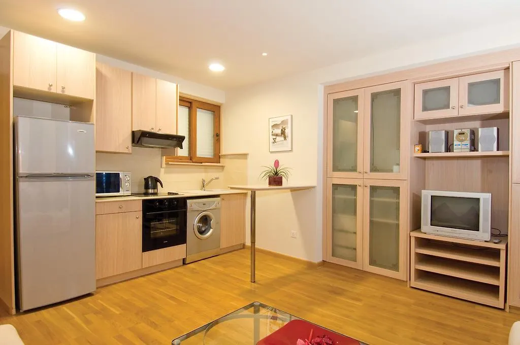Ithaki Phinikoudes Apartment 307 拉纳卡